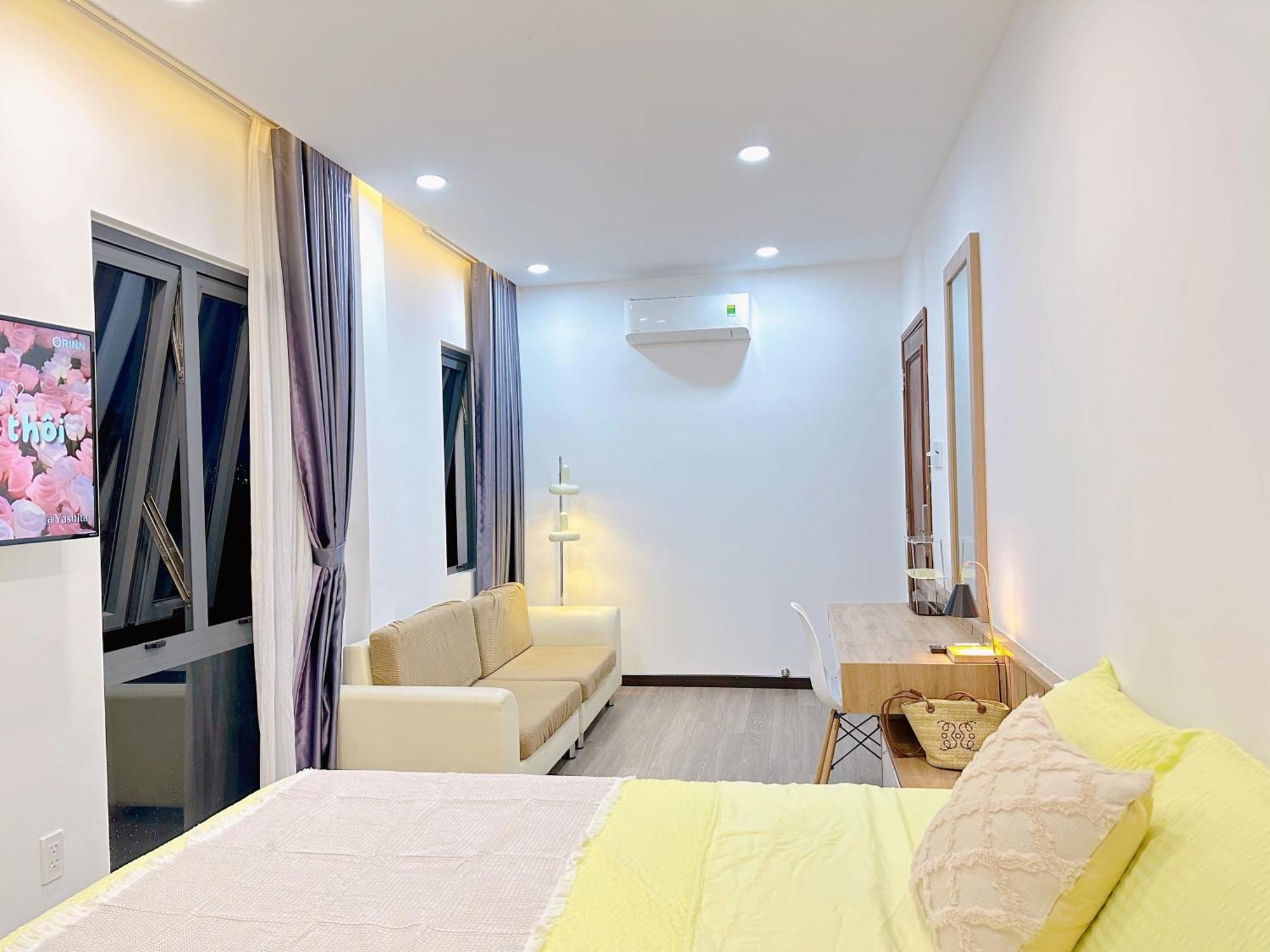 Riverside House Near Airport. Co Phong Khach Rieng Cidade de Ho Chi Minh