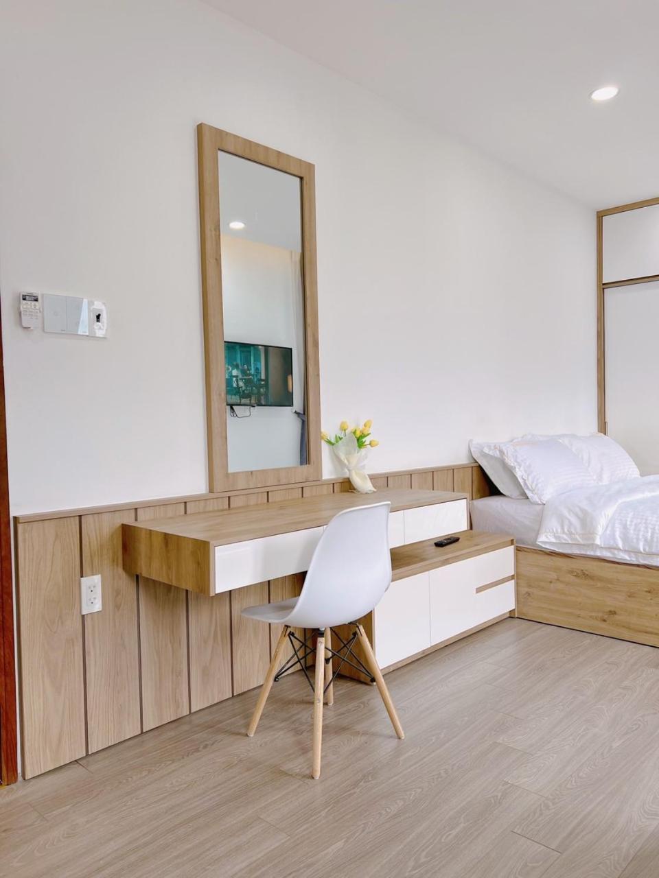 Riverside House Near Airport. Co Phong Khach Rieng Appartement *