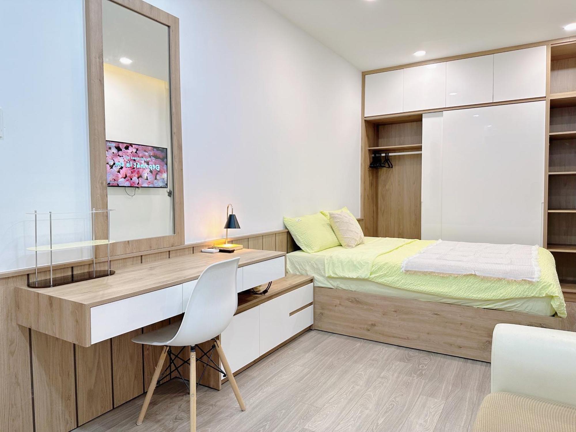 Appartement Riverside House Near Airport. Co Phong Khach Rieng *